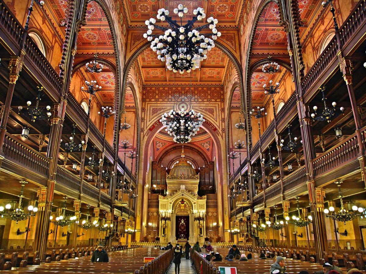 Luxe, Historic Home Near Downtown Landmarks 19Th Century Budapest Exteriör bild